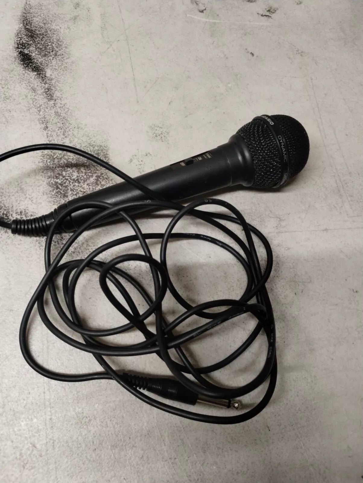 Casio Dynamic Unidirectional 600 OHM Impedance Microphone (8984)